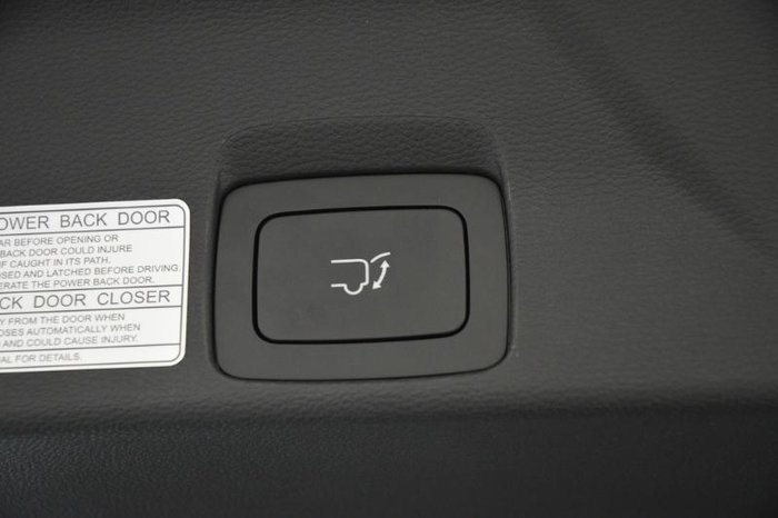 2024 LDV D90 Executive