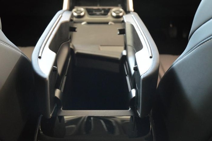 2024 LDV D90 Executive