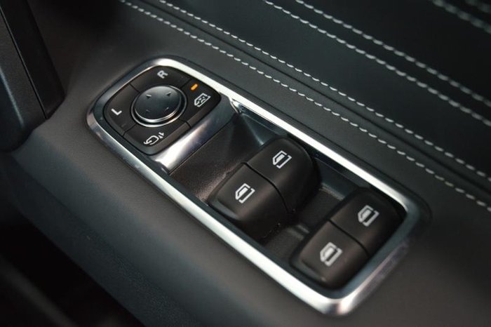 2024 LDV D90 Executive