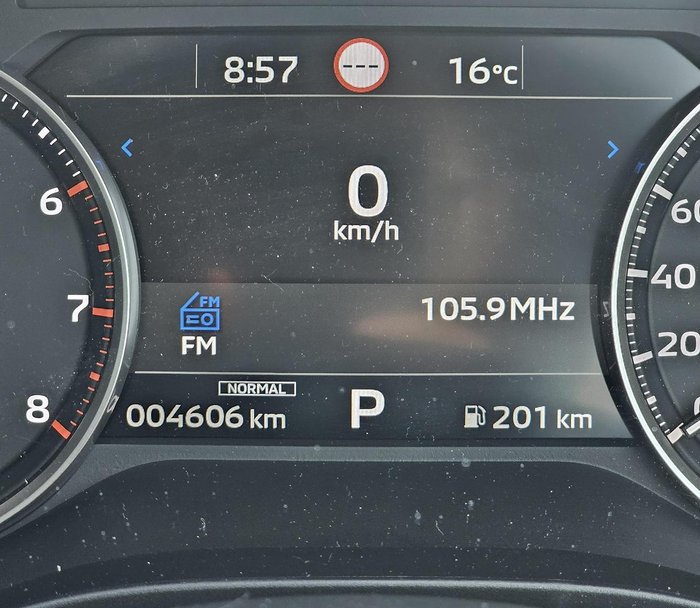 2024 Mitsubishi Outlander ES