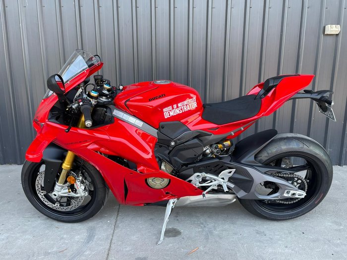 2025 Ducati Panigale V4 S Panigale V4 Red