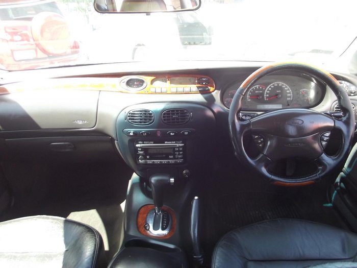 2002 Ford Fairlane Sportsman Ghia AU II Winter White