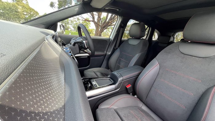 2024 Mercedes-Benz GLA-Class GLA250