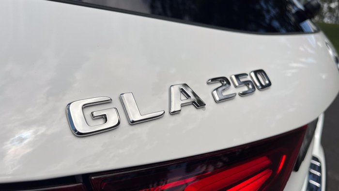 2024 Mercedes-Benz GLA-Class GLA250