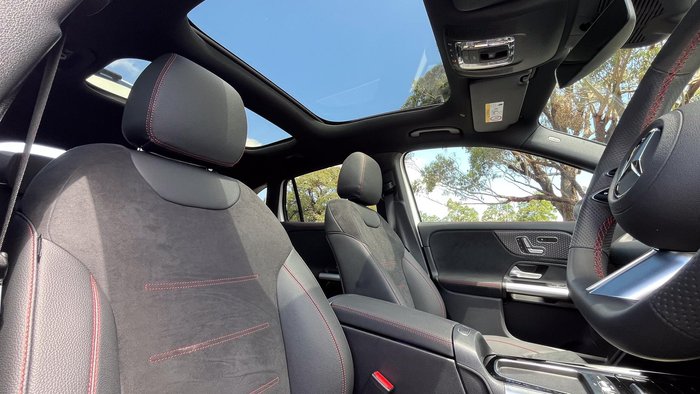 2024 Mercedes-Benz GLA-Class GLA250