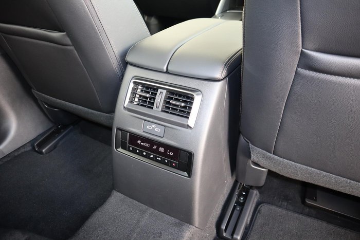2024 Mazda CX-80 D50e Touring