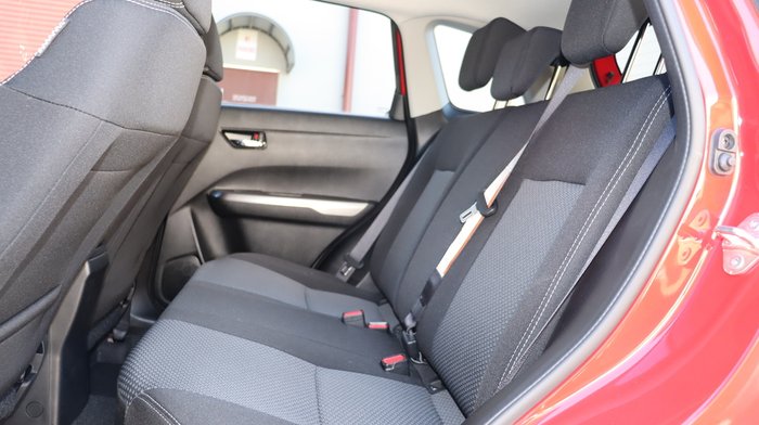 2024 Suzuki Vitara 2WD