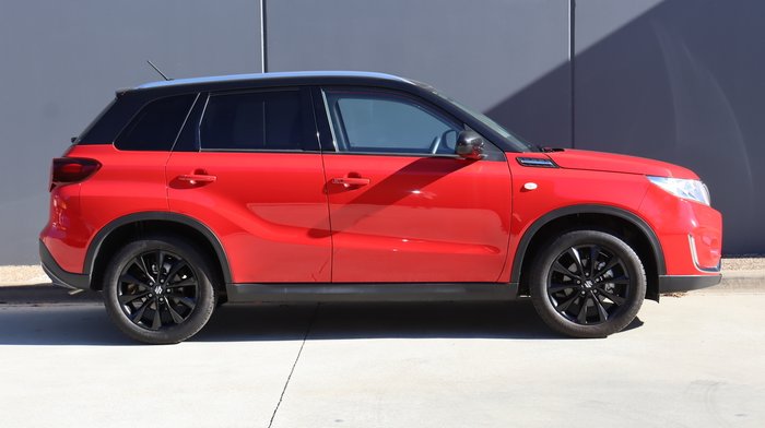 2024 Suzuki Vitara 2WD