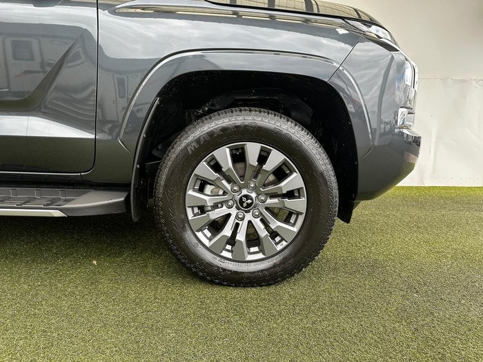 2024 Mitsubishi Triton GLS