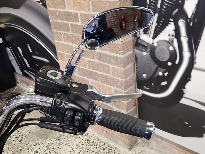 2012 Harley-Davidson Dyna Super Glide Custom 1584 (FXDC) Dyna Black
