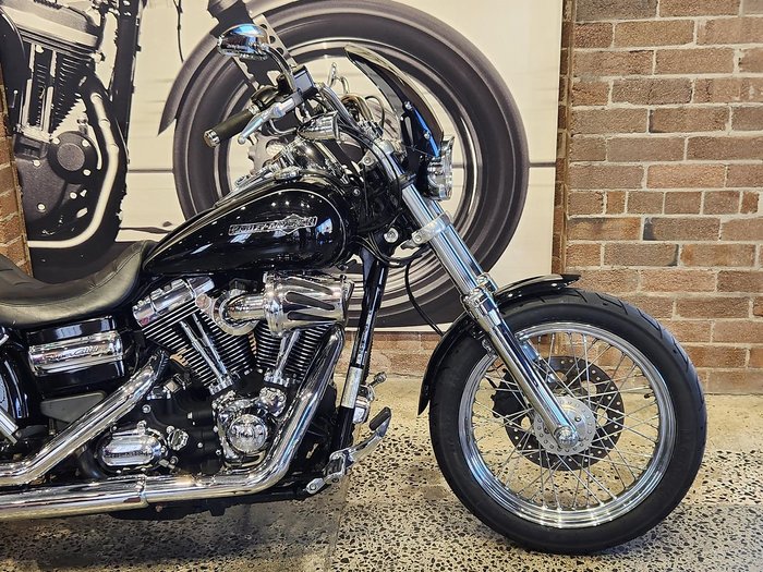 2012 Harley-Davidson Dyna Super Glide Custom 1584 (FXDC) Dyna Black