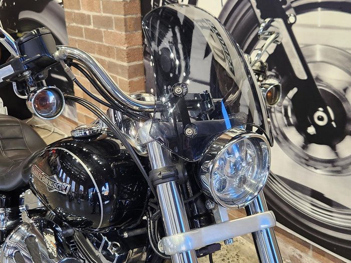 2012 Harley-Davidson Dyna Super Glide Custom 1584 (FXDC) Dyna Black