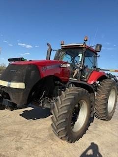 CASE IH Magnum 235