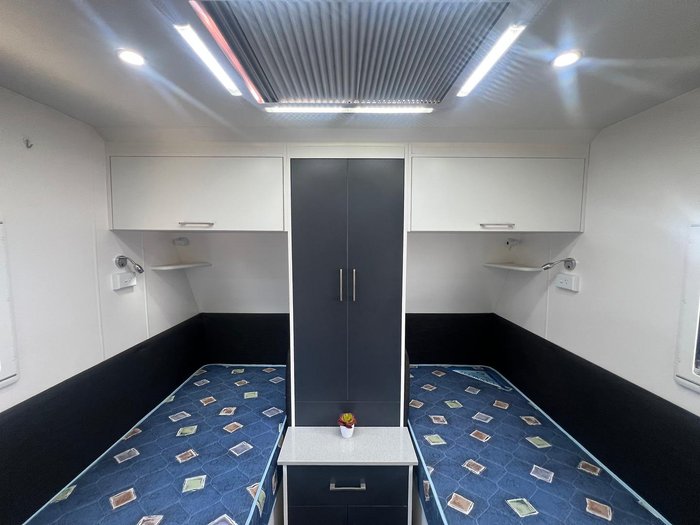 2017 New Age Caravans Manta Ray