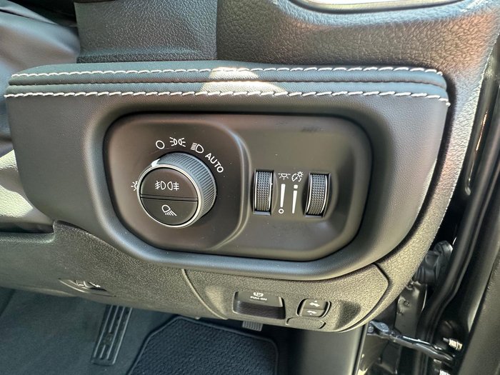 2023 RAM 1500 Laramie Sport RamBox