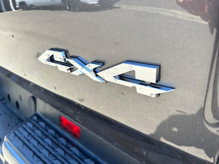 2023 RAM 1500 Laramie Sport RamBox