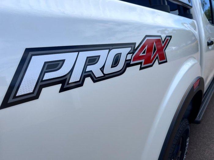2024 Nissan Navara PRO-4X