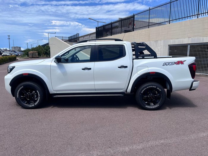 2024 Nissan Navara PRO-4X