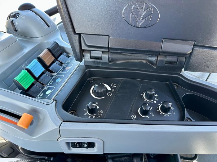 2021 New Holland T7.210