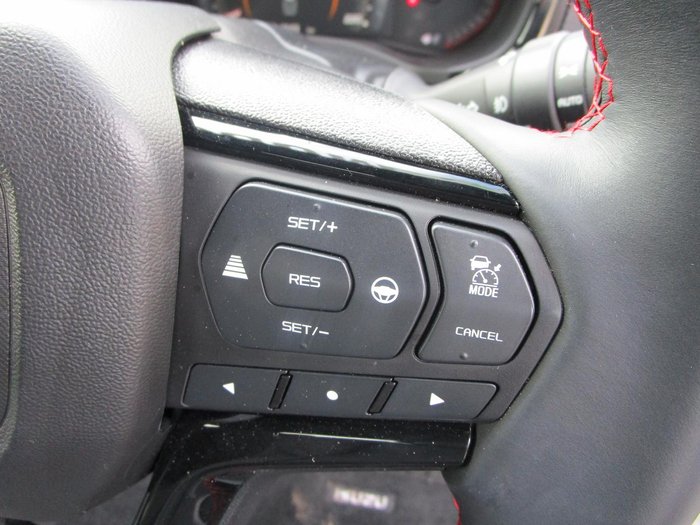 2024 Isuzu D-MAX X-TERRAIN