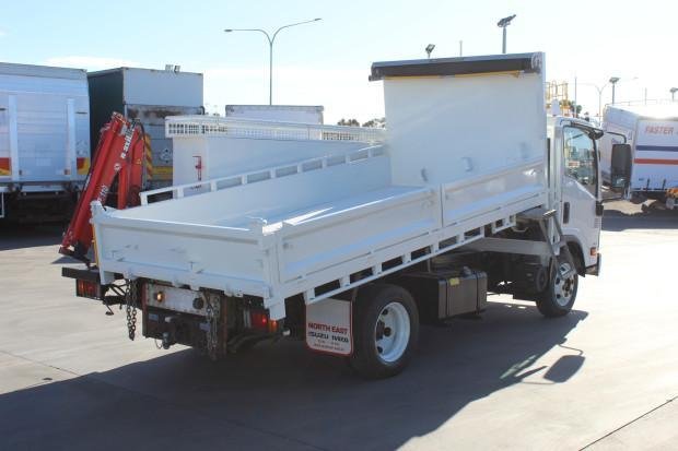 2014 Isuzu Npr300