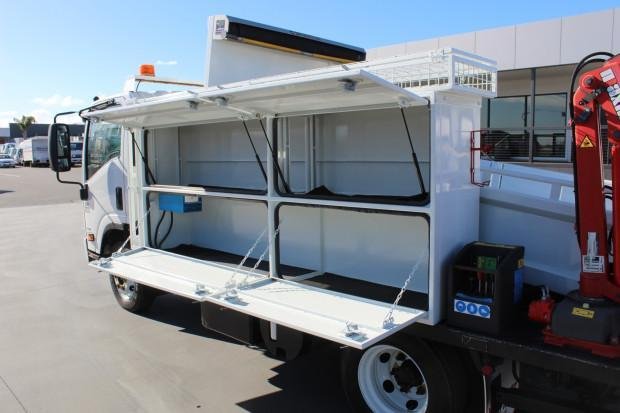 2014 Isuzu Npr300