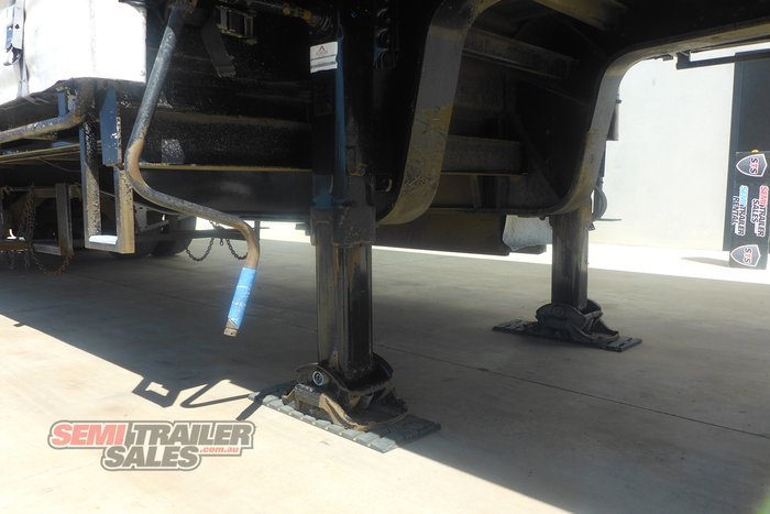 2004 Vawdrey 12 Pallet Dropdeck Curtainsider with Mezz