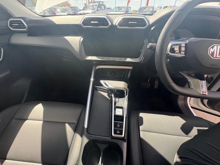 2024 MG ZS Essence Hybrid+