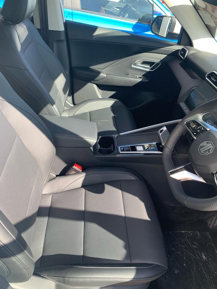 2024 MG ZS Essence Hybrid+