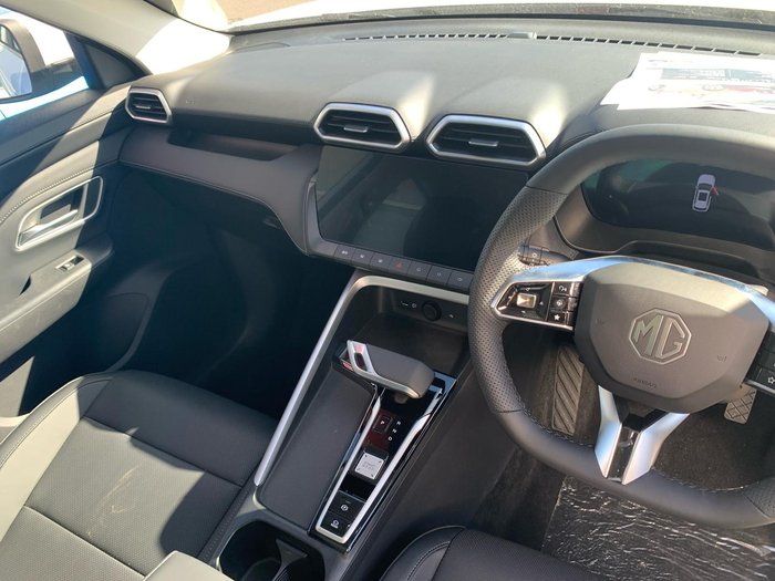 2024 MG ZS Essence Hybrid+