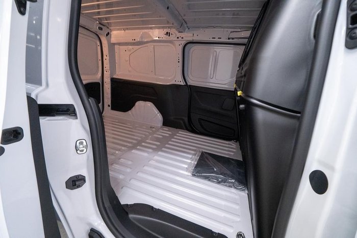 2024 Peugeot Partner Pro