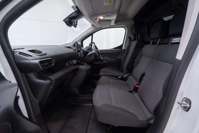 2024 Peugeot Partner Pro