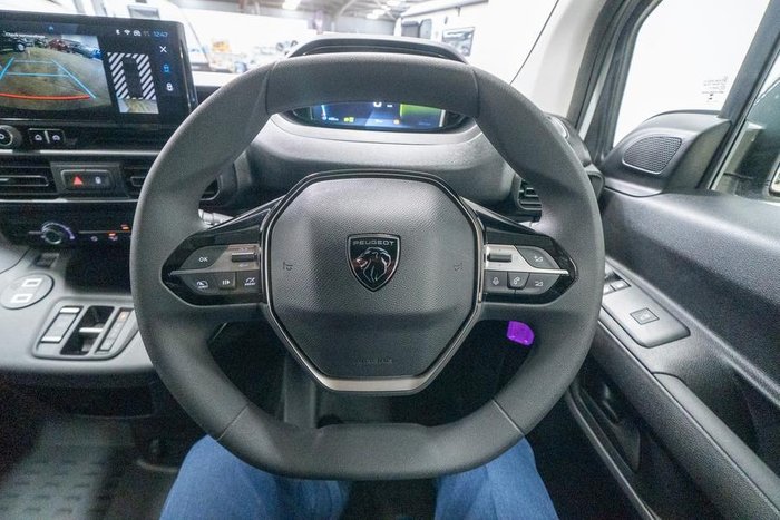 2024 Peugeot Partner Pro