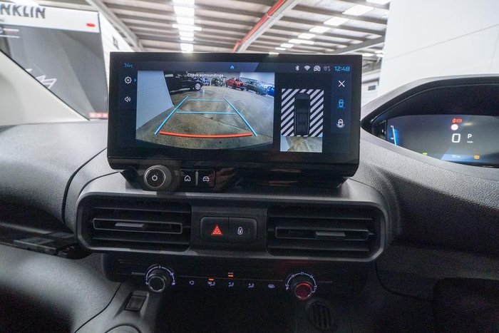 2024 Peugeot Partner Pro