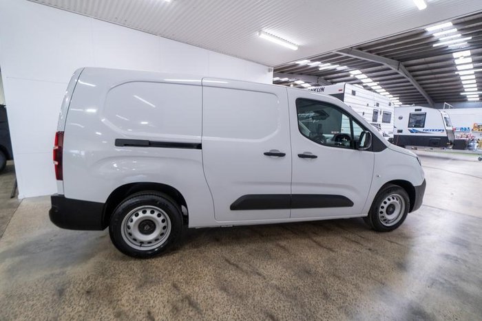 2024 Peugeot Partner Pro