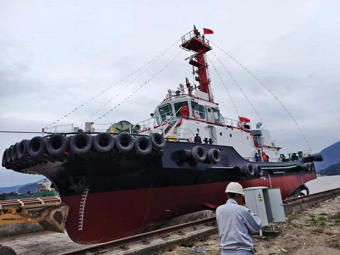 2024 COMMERCIAL Workboat