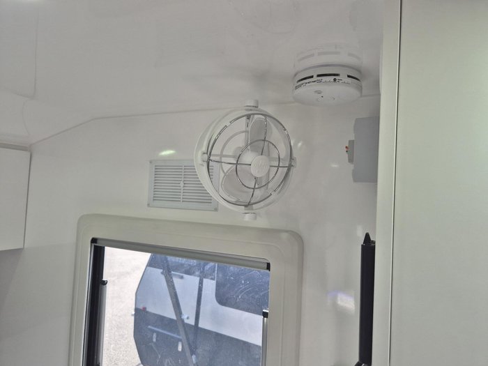 2024 Urban Caravans 16.6 X-Tracker