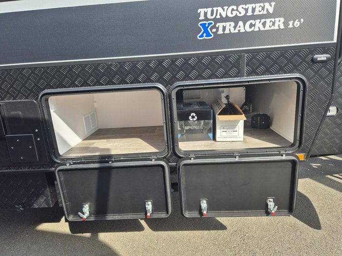 2024 Urban Caravans 16.6 X-Tracker