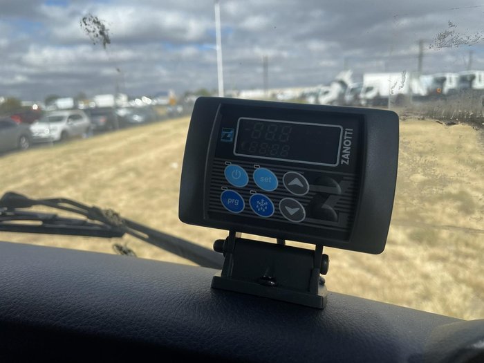 2024 Fuso Canter 515 WHITE