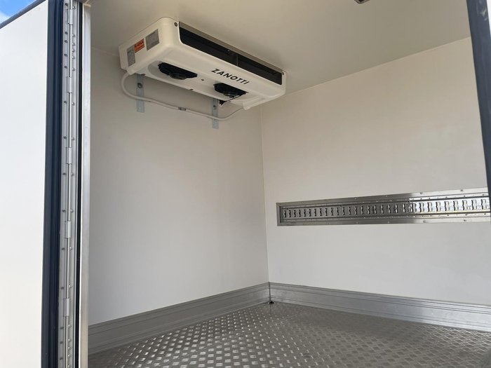 2024 Fuso Canter 515 WHITE