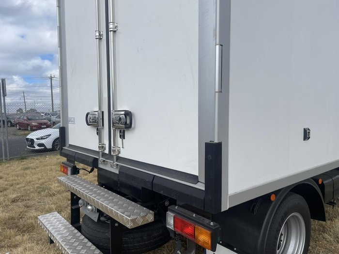 2024 Fuso Canter 515 WHITE