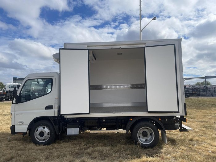 2024 Fuso Canter 515 WHITE