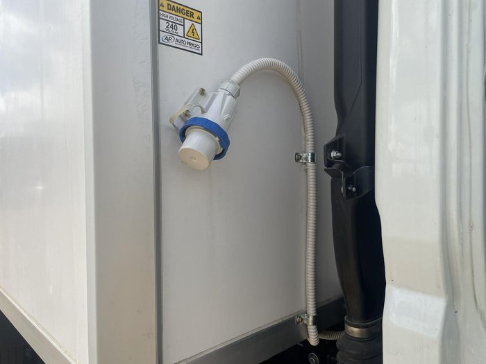 2024 Fuso Canter 515 WHITE