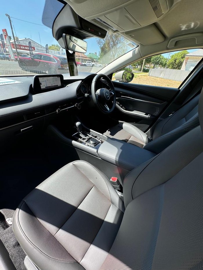 2024 Mazda 3 G20 Touring BP Series Platinum Quartz