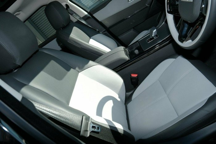 2024 Land Rover Range Rover Velar P250 Dynamic SE L560 MY25.5 AWD Santorini Black