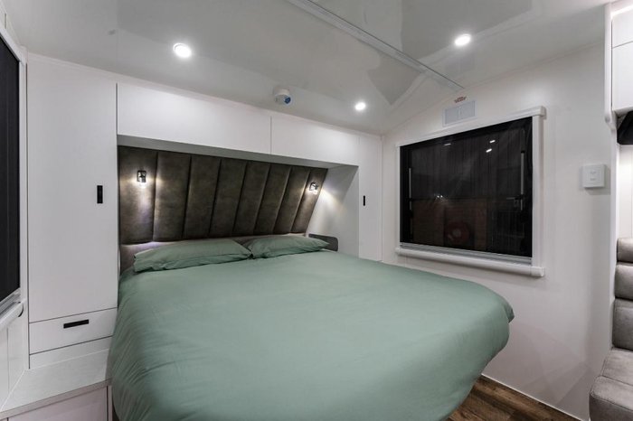 2025 Lotus Caravans Sprint 236 SILVER