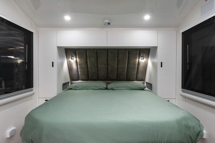 2025 Lotus Caravans Sprint 236 SILVER