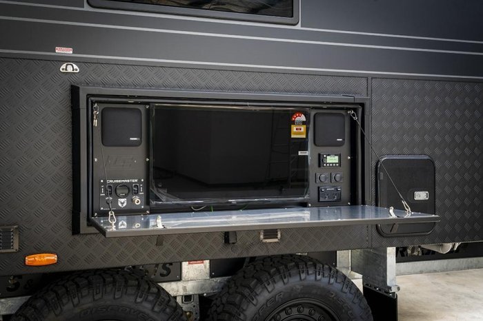 2025 Lotus Caravans Trooper 21 Centre Door