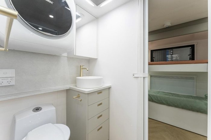 2025 Lotus Caravans Transformer 233