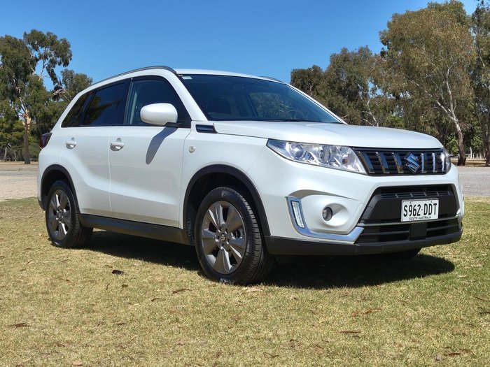 2023 Suzuki Vitara 2WD